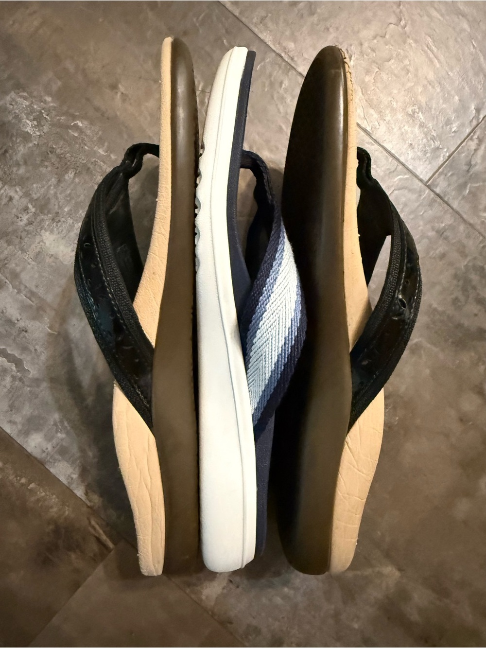 VIONIC Black Flip Flops with Beige Footbed - Picture 5 of 6